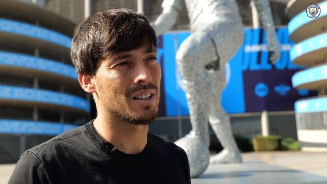 小情侣高清国产在线播放